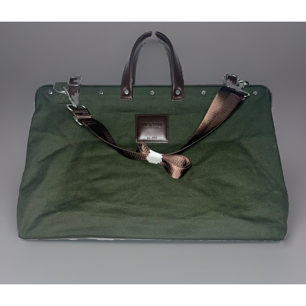 Line of Trade Weekender Travel Crossbody HandbagGreen BuckleStudded Foot